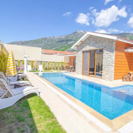 Tlos Deluxe 3+1 ,oezel Havuzlu, Villa *