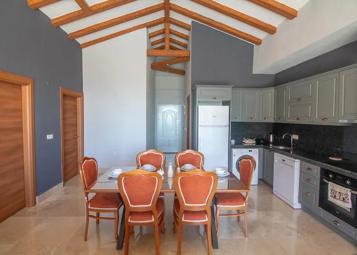 Villa Tlos Deluxe 3+1 ,oezel Havuzlu,